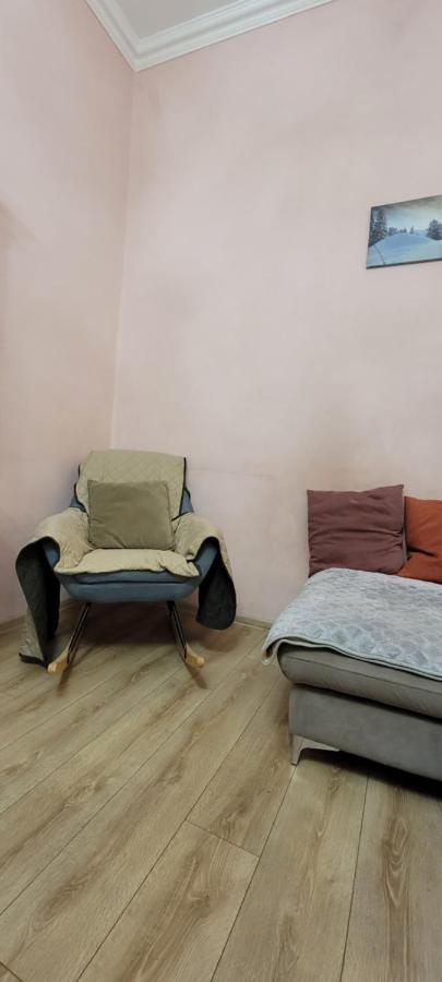 Honey Apartment Tbilisi ภายนอก รูปภาพ